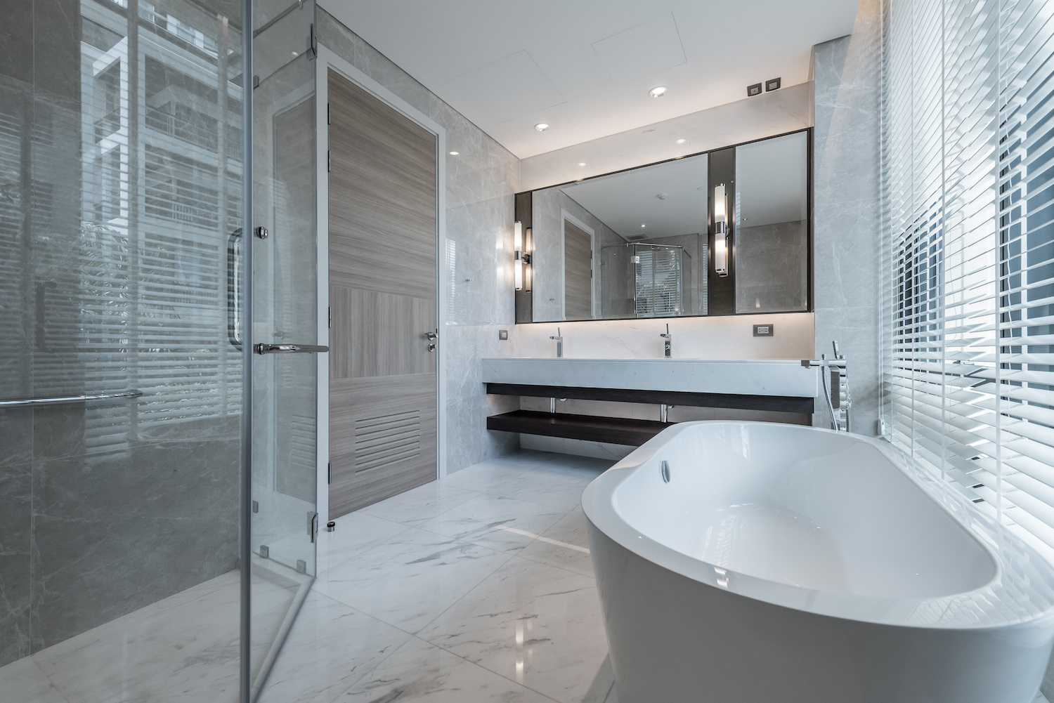 bathroom remodel cost white tub