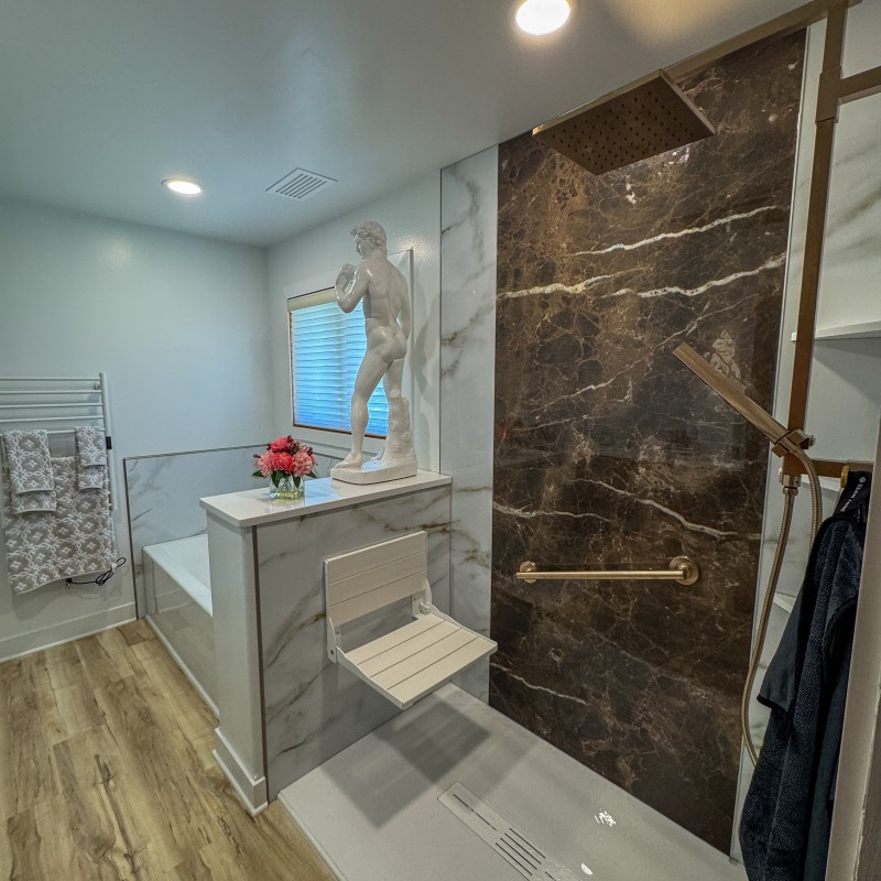 Guide to selecting a reliable bathroom remodeling contractor in Crown Point, IN.